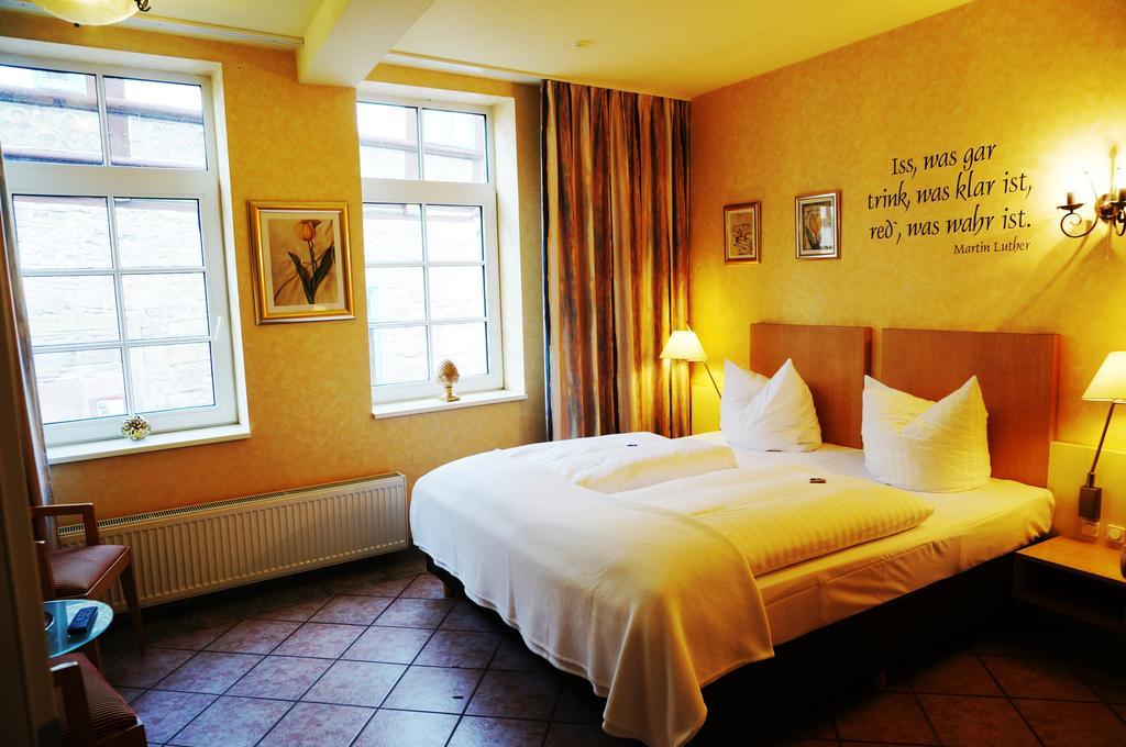 Hotel Goldener Anker Bodenwerder Habitación foto