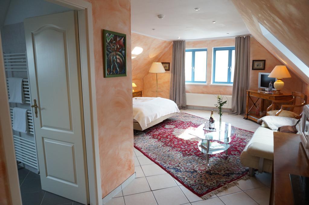 Hotel Goldener Anker Bodenwerder Habitación foto